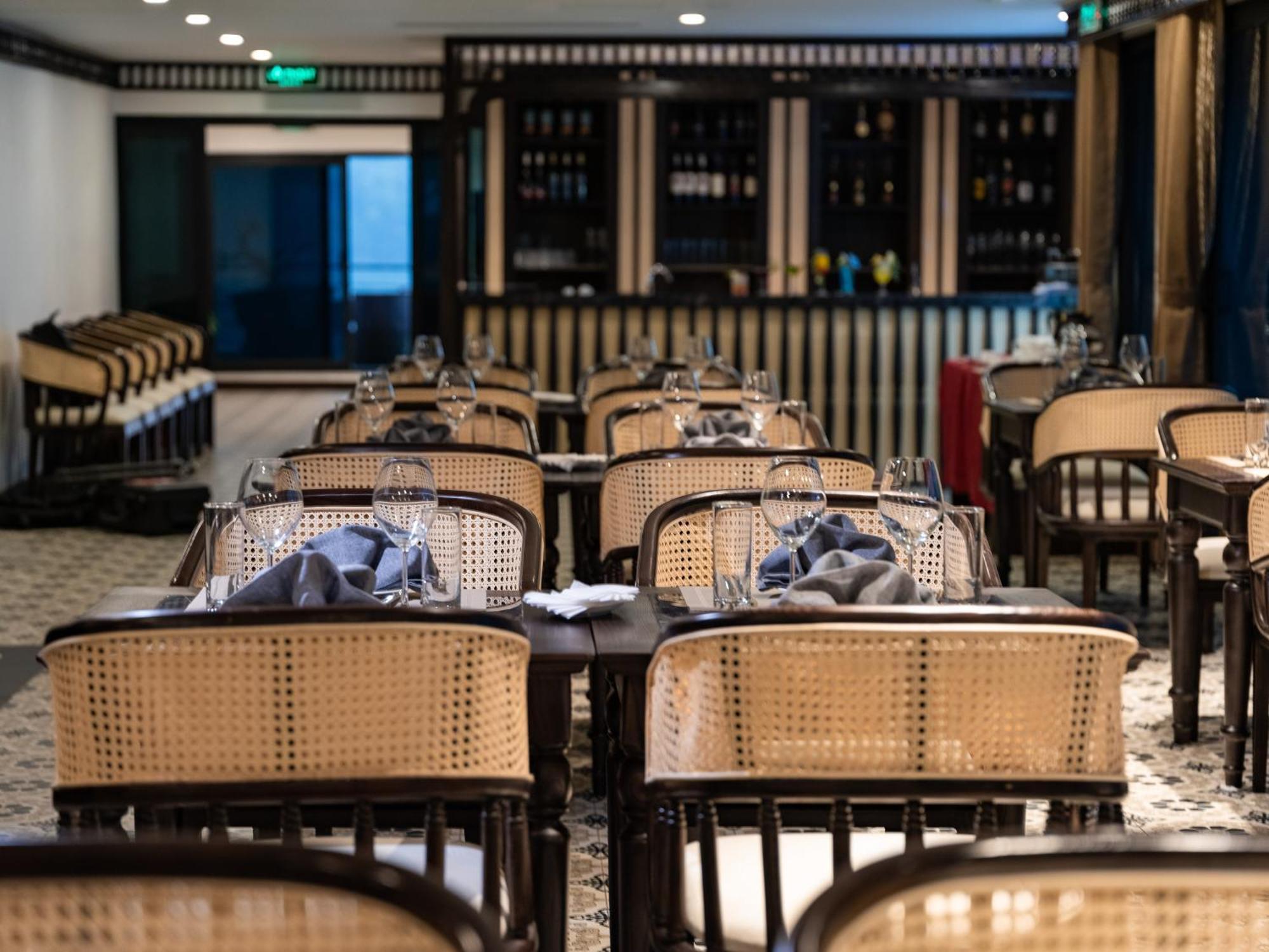 Era Premium Cruises Halong Hotel Ha Long Bagian luar foto