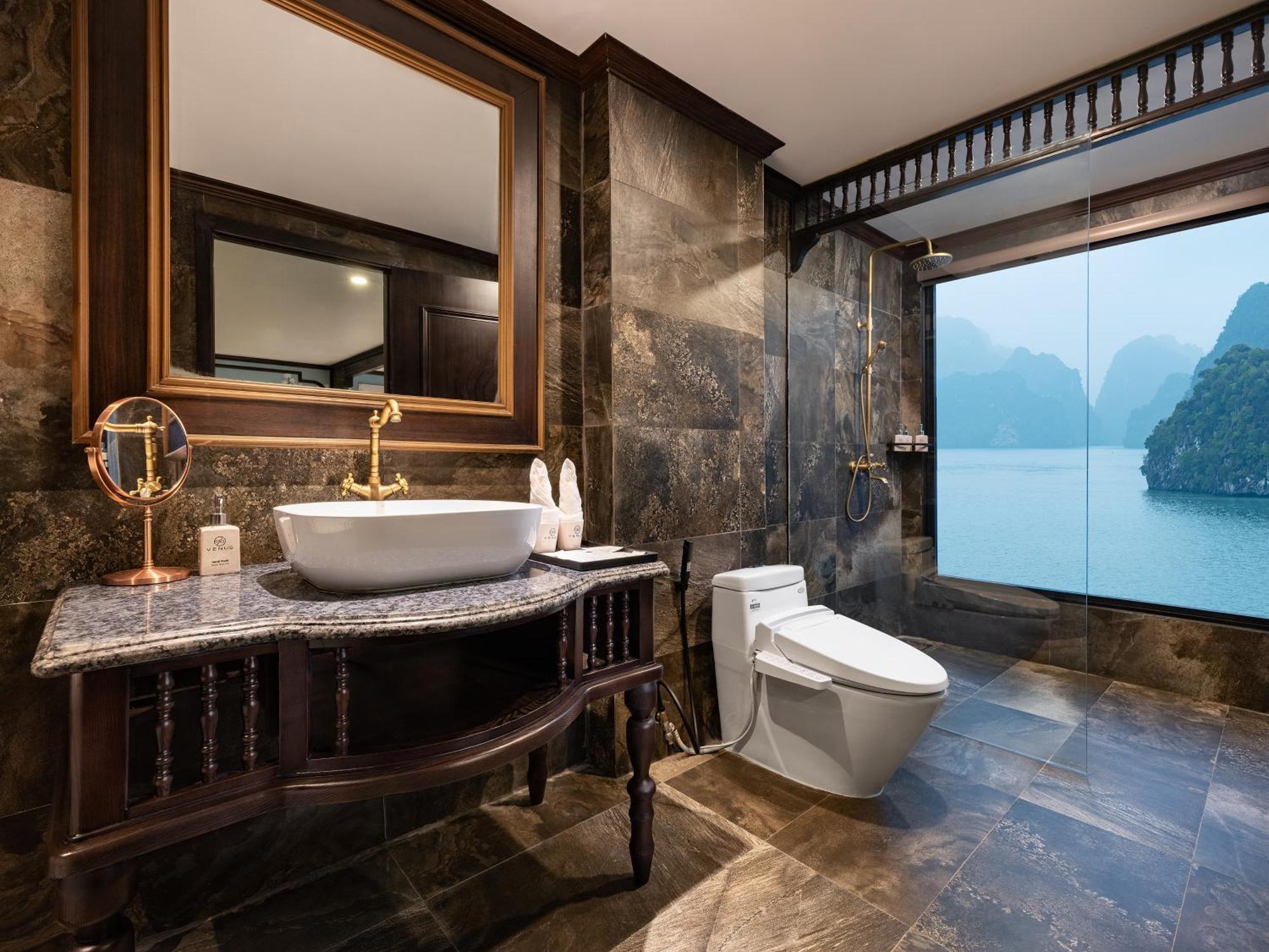 Era Premium Cruises Halong Hotel Ha Long Bagian luar foto